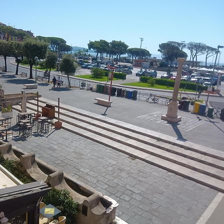 Fountains' Square Apartment Formia Luaran gambar