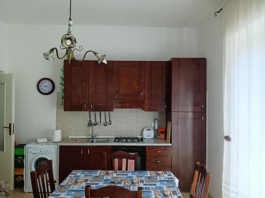 Fountains' Square Apartment Formia Luaran gambar